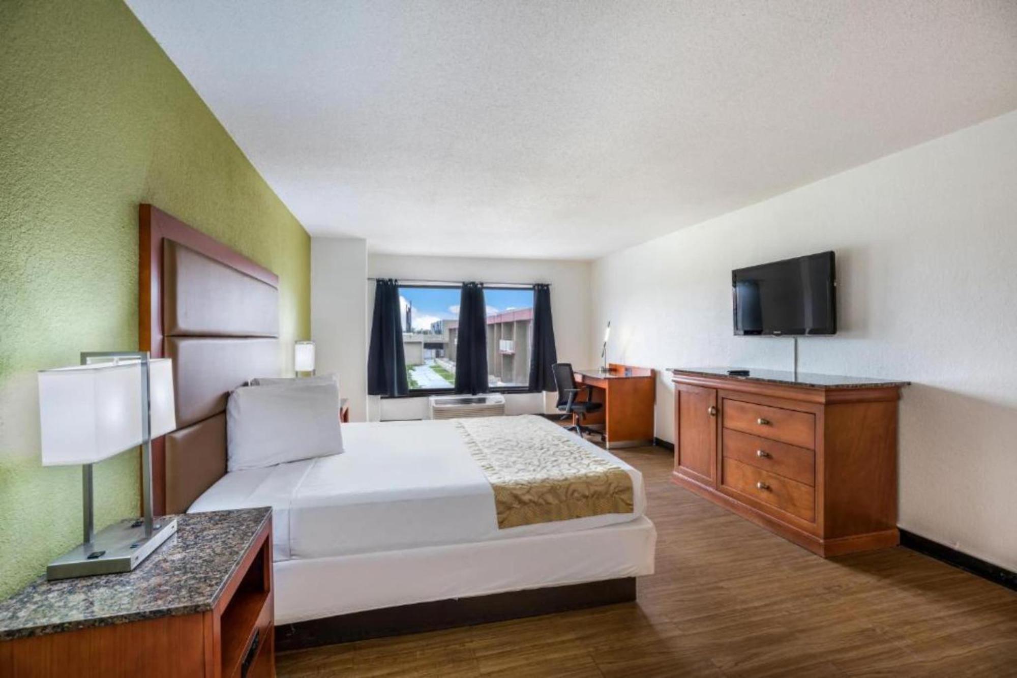Oyo Hotel Orlando Airport Екстериор снимка