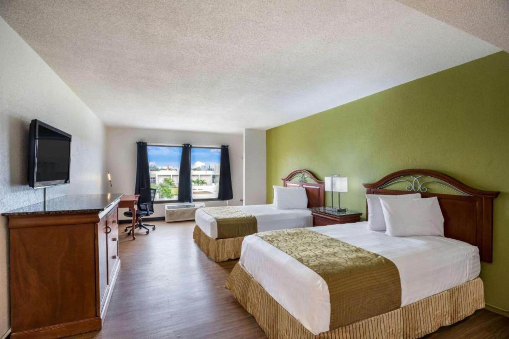 Oyo Hotel Orlando Airport Екстериор снимка