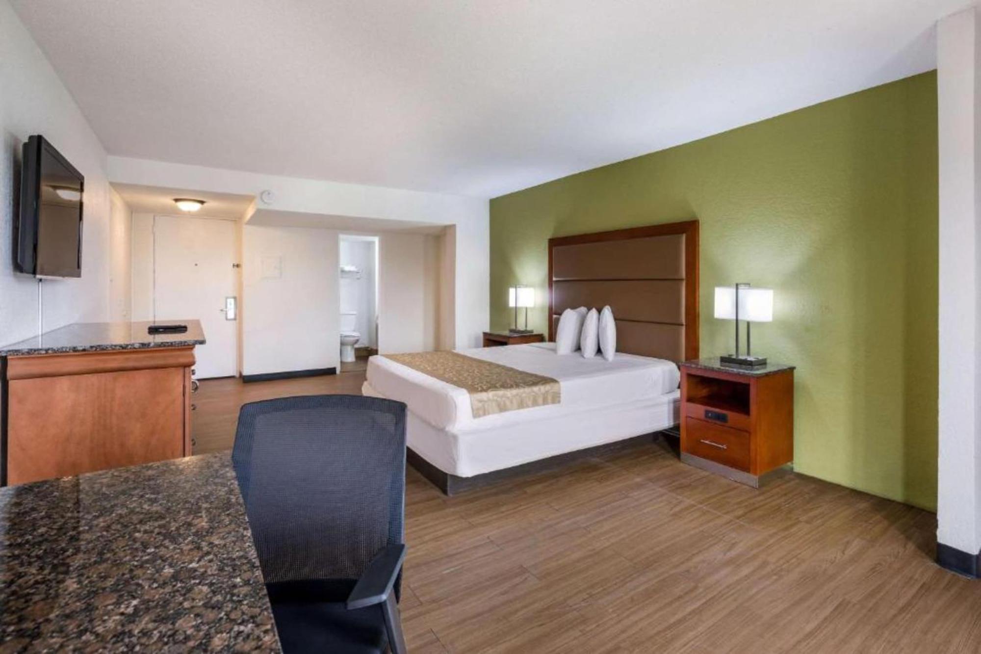 Oyo Hotel Orlando Airport Екстериор снимка