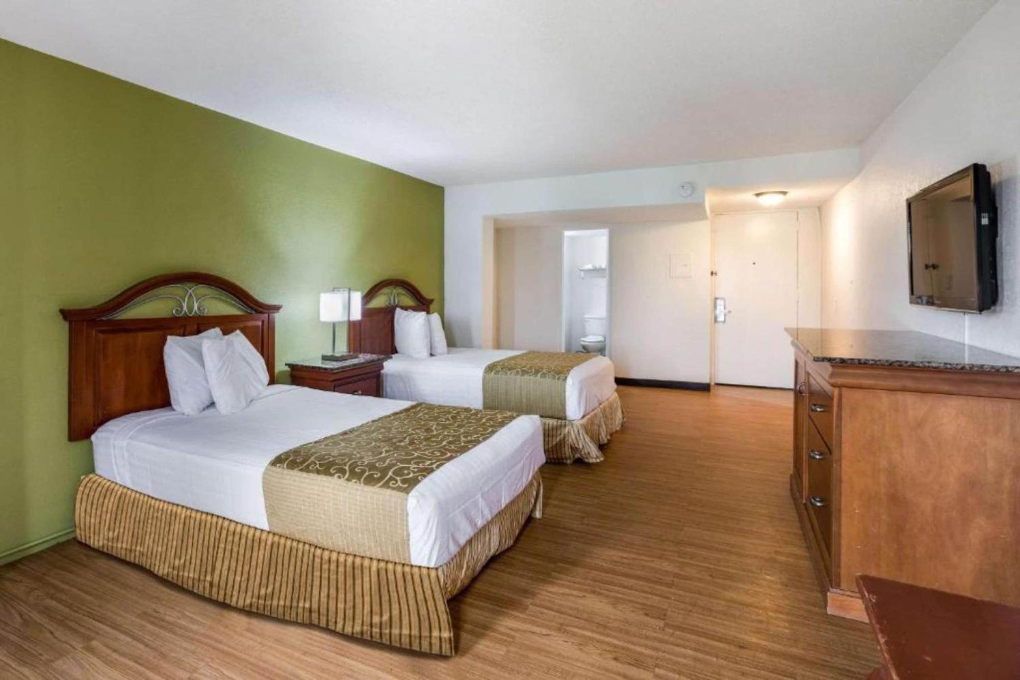 Oyo Hotel Orlando Airport Екстериор снимка