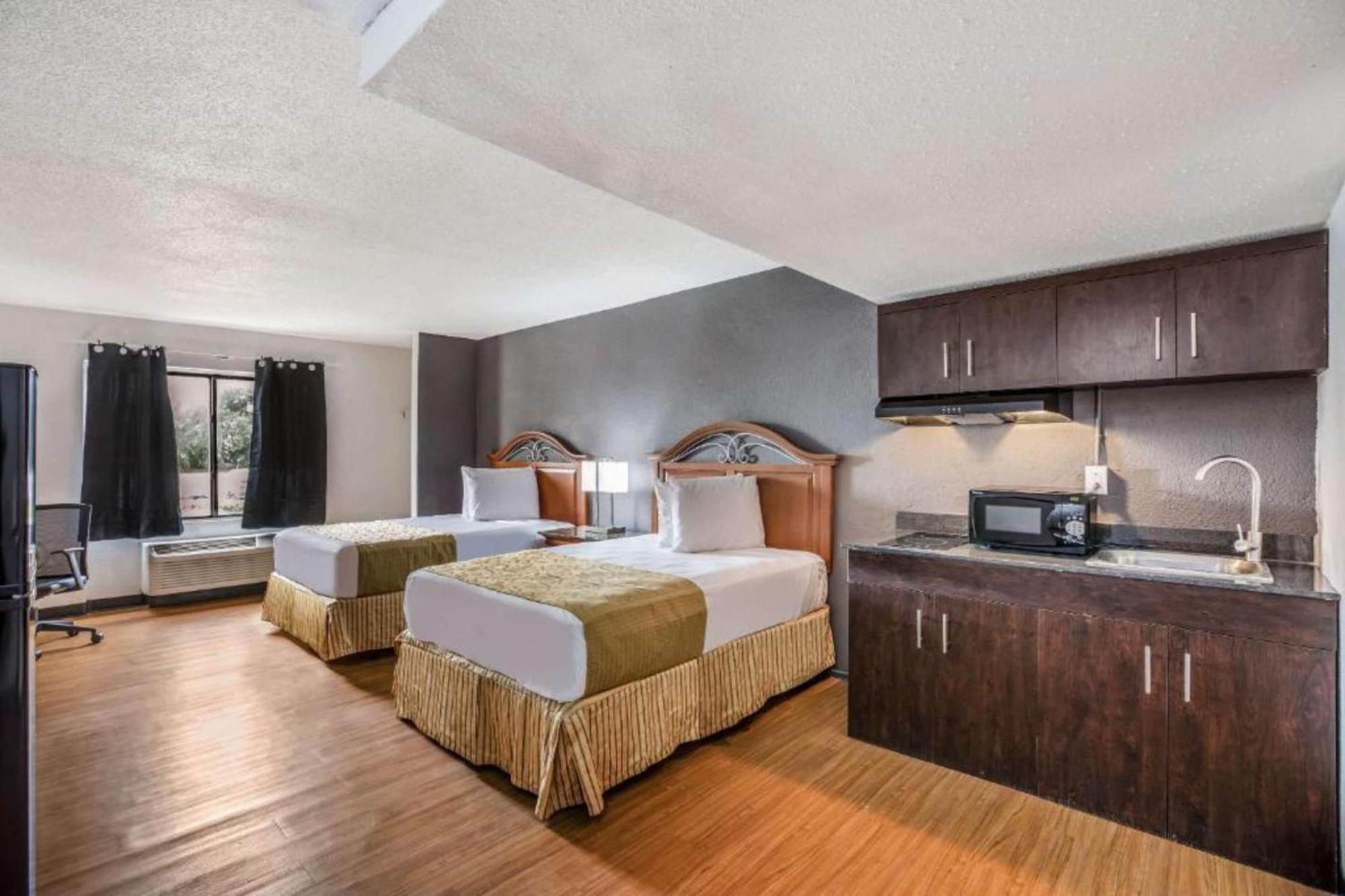 Oyo Hotel Orlando Airport Екстериор снимка
